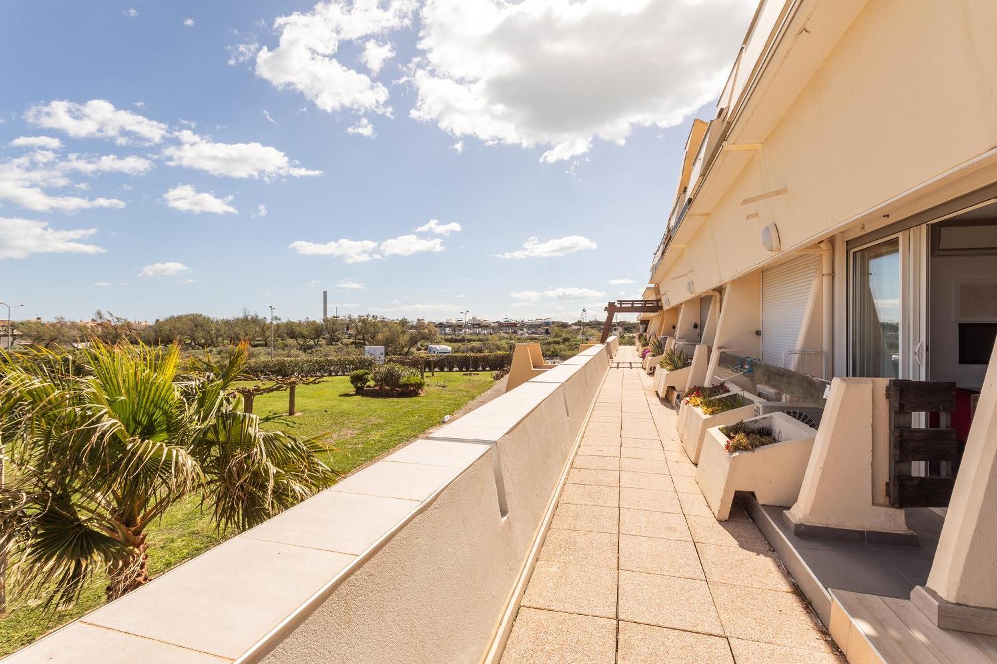 Pink Port Nature Coursive Naturiste Agde Exterior foto